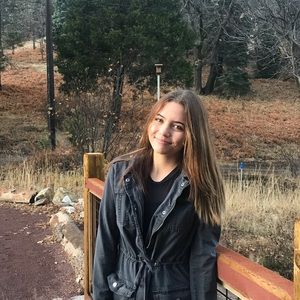 Meet your Posher, Lauren